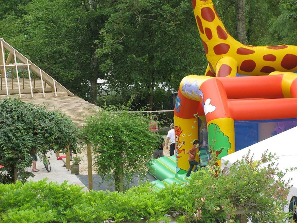 Camping Des Rochers Des Parcs Hotel Clécy Екстериор снимка