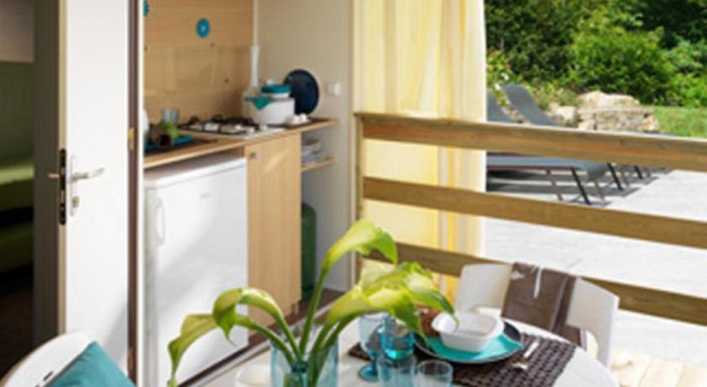 Camping Des Rochers Des Parcs Hotel Clécy Екстериор снимка