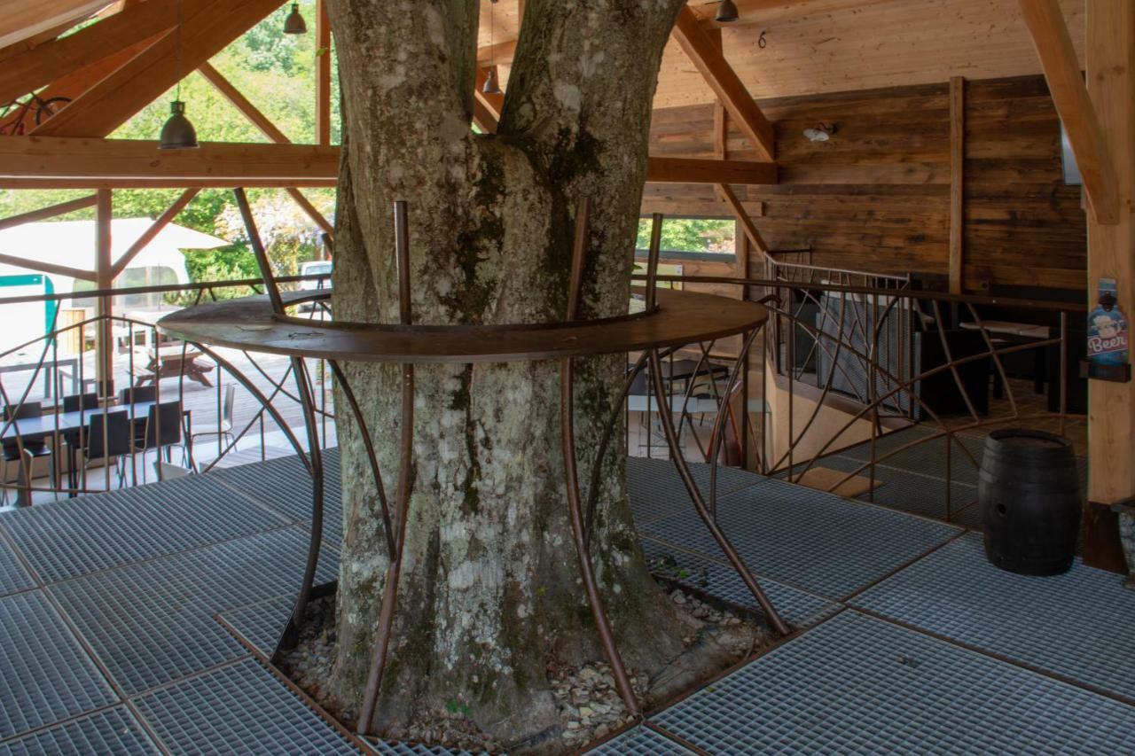 Camping Des Rochers Des Parcs Hotel Clécy Екстериор снимка